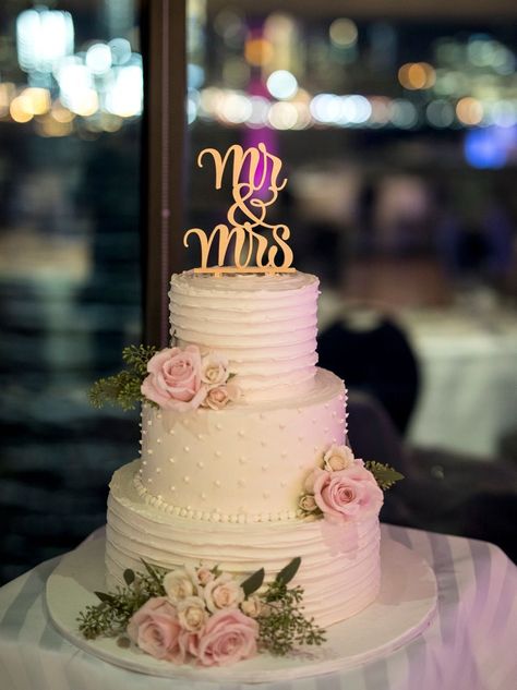 3 Tier Wedding Cake With Flowers, Simple Elegant Wedding Cakes, Cakes For Spring, Geometric Wedding Cakes, Watercolor Wedding Cake, 3 Tier Wedding Cake, Quinceanera Pink, Spring Wedding Cake, Pretty Wedding Cakes