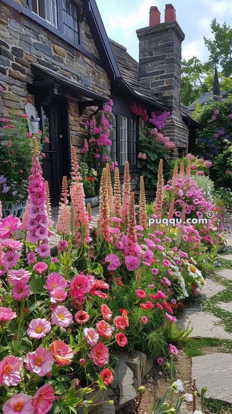 Fairytale English Cottage Garden: Enchanting Oasis English Cottage Flower Garden, English Garden Inspiration, Fairytale Cottage Garden, Spring Cottage Garden, Cottage Garden Shrubs, English Garden Flowers, Modern English Garden, English Cottage Gardens, English Garden Ideas