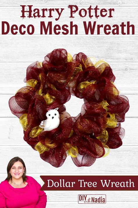 Harry Potter Wreath Diy, Harry Potter Crafts For Kids, Harry Potter Wreath, Diy Wands, Earth Friendly Crafts, Harry Potter Diy Crafts, Harry Potter Snitch, Diy Harry Potter Crafts, Harry Potter Activities