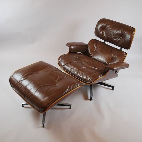 Charles Eames Chair, Lounge Chair With Ottoman, Herman Miller Chair, Herman Miller Eames, Mid Century Lounge, Mid Century Lounge Chairs, Chair With Ottoman, Charles Ray, Teak Armchair