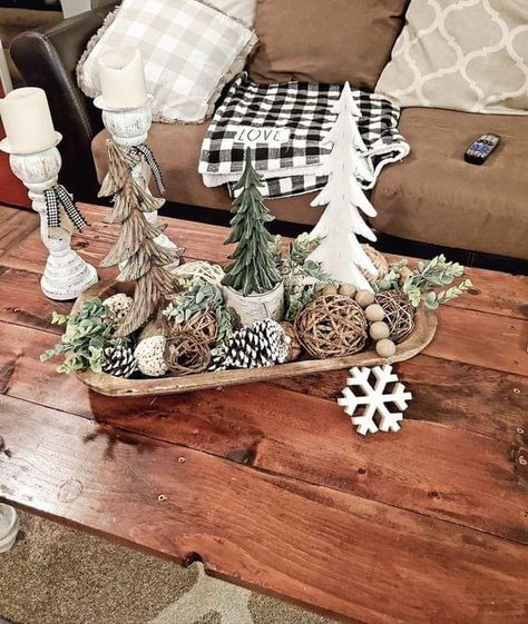 Winter Dough Bowl Decor, Trendy Diys, Christmas Coffee Table Decor, Bowl Ideas, Winter Decorating, Dough Bowls, Christmas Table Centerpieces, Winter Decorations, Christmas Decor Inspiration