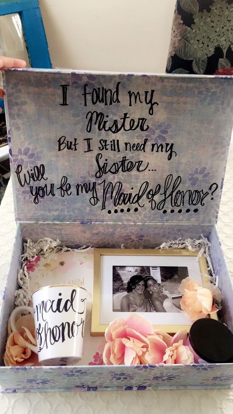 Maid of honor proposal! Maid Of Honor Proposal, Wedding On A Budget, Asking Bridesmaids, Anna Campbell, Future Wedding Plans, Cute Wedding Ideas, Bridesmaids And Groomsmen, Ideas Party, Wedding Wishes