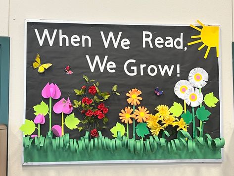 Garden Theme Classroom Library, Spring Library Bulletin Boards, Garden Bulletin Boards, Spring Library, Garden Theme Classroom, School Library Book Displays, Book Bulletin Board, School Library Bulletin Boards, Bulletin Board Tree