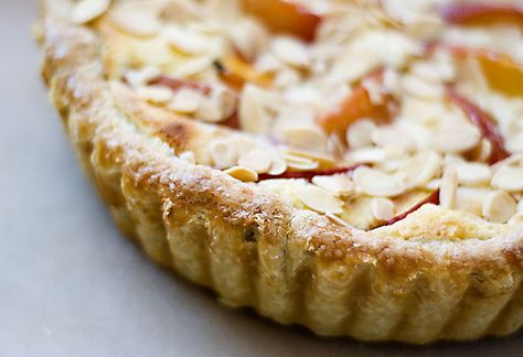 Cream cheese and nectarine tart.  C'mon summer! Nectarine Tart, Tarts Crust, Sweet Pie, Pies & Tarts, Nectarine, Simple Things, Cream Cheese, Sweet Tooth, Tart