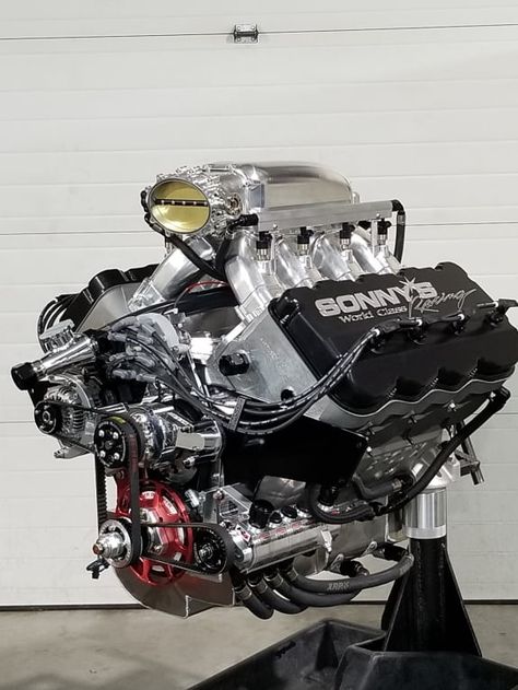 Drag Racing Engines, Chevy Motors, Classic Muscle Cars, Crate Motors, Mechanical Engineering Design, Hemi Engine, Automobile Engineering, Automotive Engineering, Crate Engines