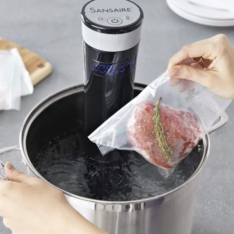 Sous Vide Machine, Cooking For A Group, Sous Vide Recipes, Cooking Advice, Sous Vide Cooking, Cooking For Two, Cooking Art, Cooking Skills, Cooking Show