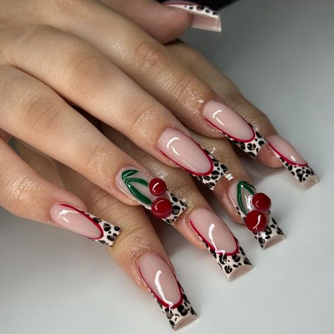 | Mexico ready ☀️🌸 | Instagram Cheetah Accent Nails, Chetta Nails, Gel Nails French Tip, 3d Gel Nails, Nails 3d Gel, Nails Fruit, Nails Beige, Nails Cheetah, Almond Stiletto