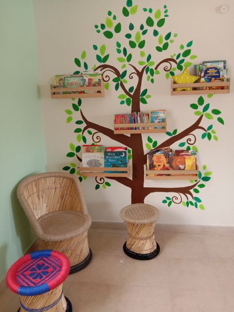 Classroom Tree Decor, Classroom Tree Diy, Tree Classroom Decorations, Library Tree, Tree Library, Tree Classroom, Toddler Room Organization, Classroom Tree, Daycare Decor