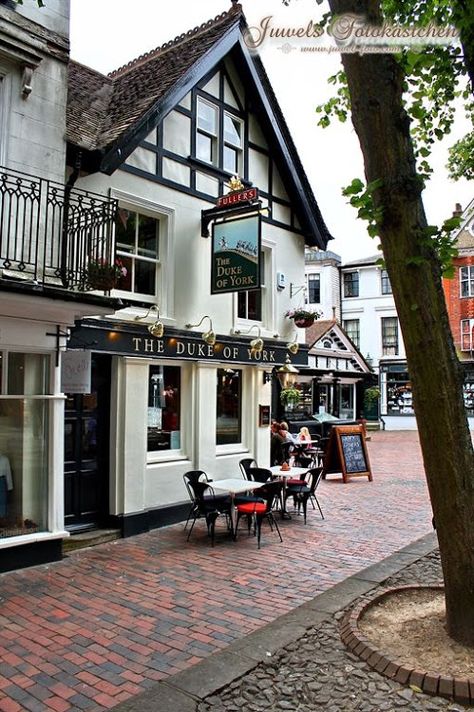 Uk Pub, Royal Tunbridge Wells, British Pub, Kent England, English Village, Tunbridge Wells, Uk Holidays, County House, Pub Signs