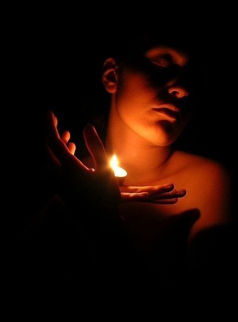 Candle Photography Dark, Candle Light Photography, Night Photography Portrait, Low Light Photography, Dark Portrait, Self Photography, Night Portrait, Candles Photography, Fire Photography