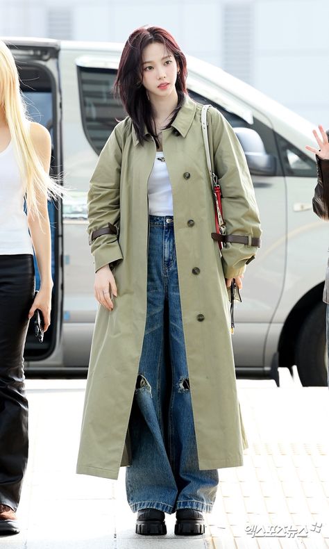 Karina Airport, Airport Fashion Kpop, Korean Outfits Kpop, Airport Fits, Karina Aespa, Airport Fashion, Artist Style, Airport Style, Incheon