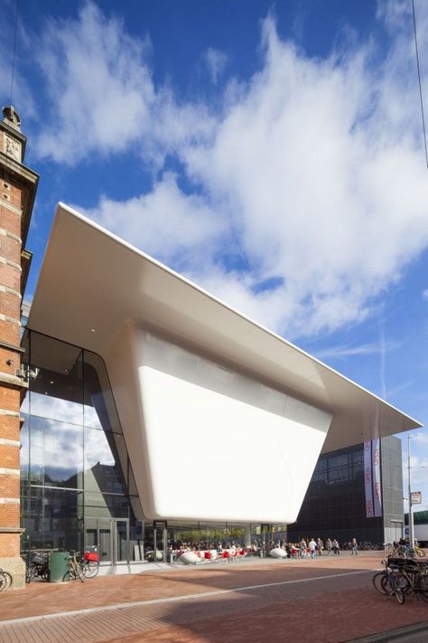 Stedelijk Museum Amsterdam / Benthem Crouwel Architects Architecture Extension, Amsterdam Architecture, Stedelijk Museum, Pencak Silat, I Amsterdam, Van Gogh Museum, Interesting Buildings, Amsterdam City, Design Museum