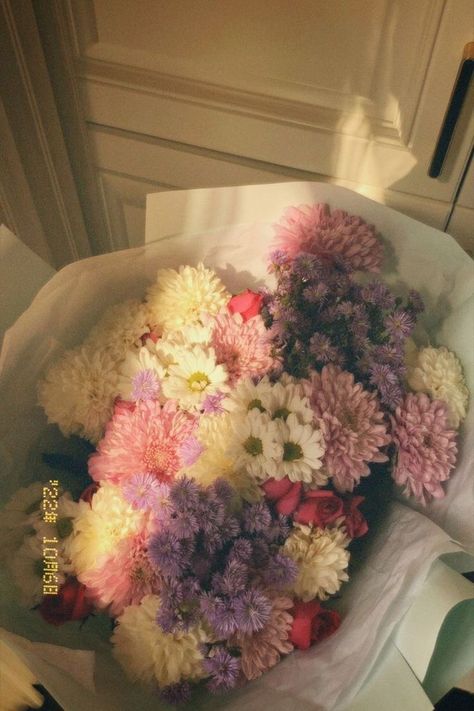 Psychology Student, Boquette Flowers, Nothing But Flowers, Flower Therapy, Beautiful Bouquet Of Flowers, Foto Ideas Instagram, Day In The Life, Beautiful Bouquet, Love Flowers