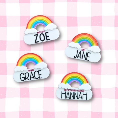 ✨🌈 RAINBOW MAGIC 🌈✨ THE perfect way to brighten up your workday! ☀️ Who said name tags had to be boring!? 😍🙌🏻 #nametags #BadgeReel #namebadges #nursingbadges #teacherbadges #rainbow Quirky Gift Ideas, Rainbow Names, Personalised Badges, Rainbow Magic, Rainbow Pastel, Gifts Teacher, Name Badges, Blog Instagram, Quirky Gifts