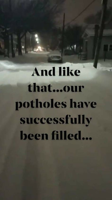 Hilarious Funny Quotes, Weather Humor, Cold Weather Funny, Cold Weather Quotes, Winter Jokes, Canada Memes, Snow Quotes, Winter Humor, Snow Humor