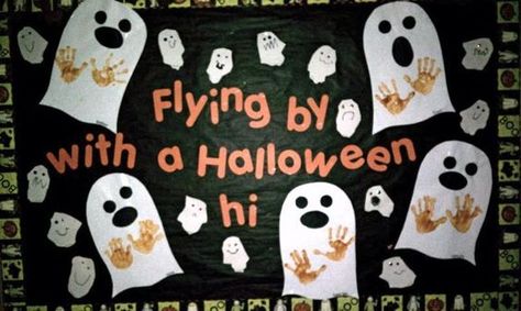 ♥ Buliton Board Ideas Preschool, Bulletin Boards For Preschool, Puertas Halloween, October Poster, Fall Prek, Class Doors, Halloween Boards, Halloween Classroom Door, Tiger Sharks