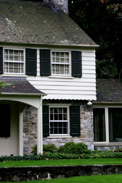 garrison colonial exterior - Google Search Colonial Exterior Makeover, Garrison Colonial Exterior, Colonial Curb Appeal, Garrison Colonial, Garrison House, Dutch Colonial Homes, Colonial House Plans, Stone Exterior, Porch House Plans