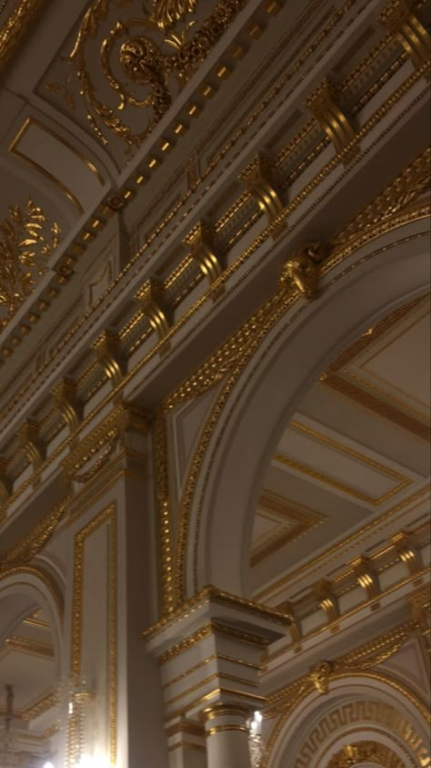 Architecture Pictures, Royalcore Aesthetic, Golden Palace, Aesthetic Architecture, Castle Aesthetic, Architecture Wallpaper, Royal Aesthetic, Cream Aesthetic, Gold Aesthetic