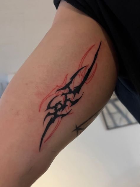 Black And Red Tatooes, Small Black And Red Tattoo, Red Cybersigilism Tattoo, Cyberpunk Edgerunners Tattoo, Red Tattoo Men, Red And Black Tattoo Ideas, Red And Black Tattoos, Underarm Tattoo, Cyberpunk Tattoo