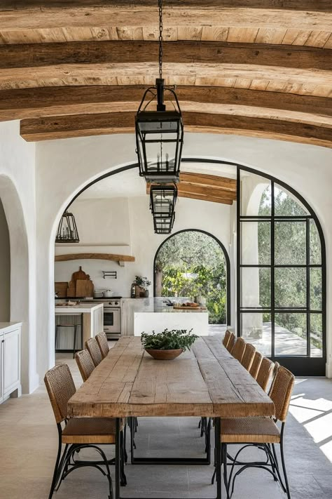 51 Gorgeous Spanish Houses You’ll Fall in Love With Classic Spanish Interior Design, Arched Interior Design, Modern Spanish Furniture, Spain Homes Spanish Style, Modern Spanish Dining Table, Spanish Interior Design Kitchen, Spanish Farmhouse Kitchen Dining Tables, Spanish Home, Spanish Style Arches