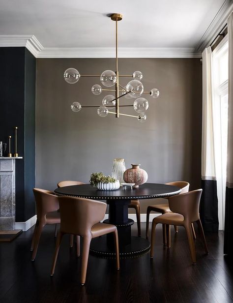 Taupe Dining Room, Moody Dining Room, Italian Style Home, Interior Decorating Styles, Dining Lighting, Dining Room Inspiration, Small Dining, Modern Dining Room, Dining Room Lighting