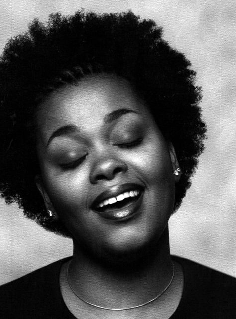 Jill Scott, Kiss Beauty, Vintage Black Glamour, Black Hollywood, Neo Soul, Black Femininity, Soul Music, Female Singers, New Classic