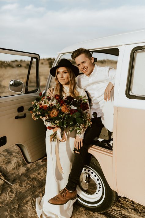 Photography Ideas Summer, Elopement Flowers, Elopement Desert, Boho Photoshoot, Spring Elopement, Summer Elopement, Cars Photography, Boho Wedding Cake, Boho Elopement