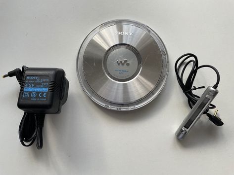 SONY D-NE1 ATRAC 3 PLUS / MP3 CD WALKMAN Portable CD Player - Silver. In VGC Cd Player Aesthetic, Walkman Cd Player, Sony Cd Player, Player Aesthetic, Cd Walkman, Portable Cd Player, Sony Walkman, Gaming Tech, Cd Player