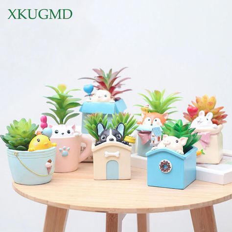 Desktop Plants, Cheap Flower Pots, Diy Fairy Door, Kawaii Flower, Animal Planters, Clay Wall, House Plants Decor, Bonsai Garden, Ceramic Animals