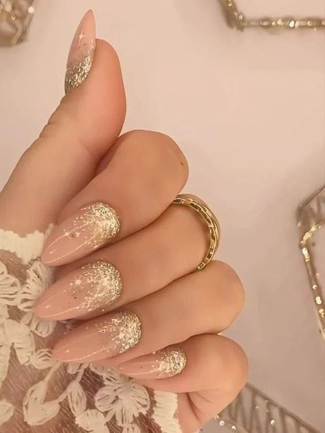 One popular trend for bridal party nails is incorporating soft and subtle shades, such as blush pink, ivory, and light grey. These colors are perfect for creating a classic and timeless look that complements the bride’s wedding dress and overall aesthetic. New Years Nails Oval, Fun New Years Nails, New Years Nails Classy, Christmas/new Years Nails, Party Nails New Years Eve, Party Nail Design, Golden Nail Art, Tan Nails, New Years Nails