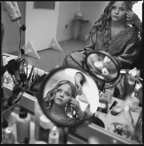 Mary Ellen Mark From the set of Sleepy Hollow Sleepy Hollow 1999, Mary Ellen Mark, Sweeney Todd, Helen Mirren, Sofia Coppola, Christina Ricci, Jack Nicholson, Documentary Photographers, Famous Photographers