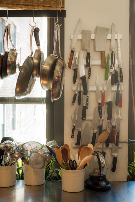 metal wall beside rangetop will have hanging pots and tons of knives. Open Pantry, Recipes Drinks, Pan Storage, Industrial Style Kitchen, Large Kitchen Island, Studio Kitchen, Kitchen Photos, Hanging Pots, Large Kitchen