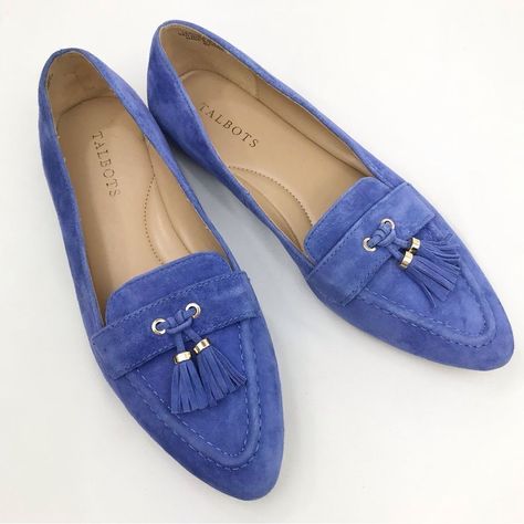 Talbots Francesca Blue Suede Leather Pointed Toe Tassel Top Loafer Flats Size 8 Beautiful Blue Suede 100% Leather Memory Foam Footbed Arch Padding Flexible Outsole Pointed Toe Double Tassel Detailing With Gold Tone Hardware .5” Heel Lovely, Classic, Timeless, Versatile, Quiet Luxury Country Club Excellent Preowned Unworn Like New Condition Please Review All Photos For Clarification Questions Are Always Welcome Ships Same Or Next Business Day