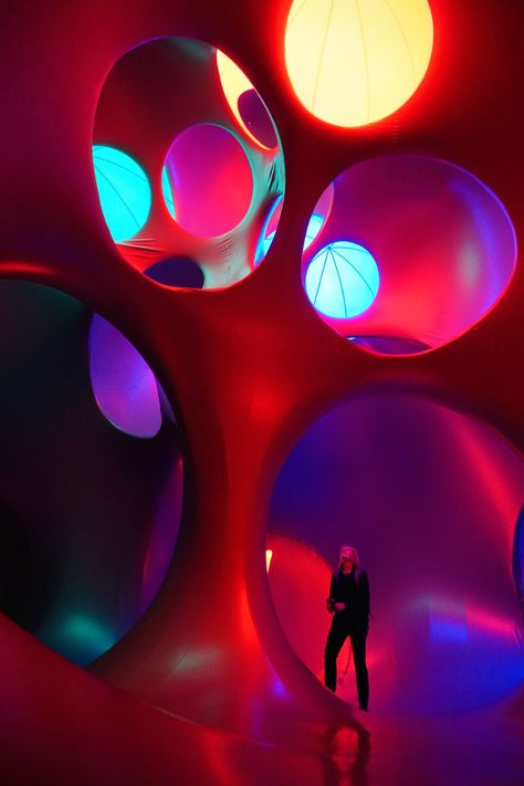 Architects of Air creates inflatable architecture maze in London's Docklands London Docklands, Maze Design, All The Bright Places, Angel Drawing, Geometric Solids, Colossal Art, Retro Futurism, Blue And Pink, Labyrinth