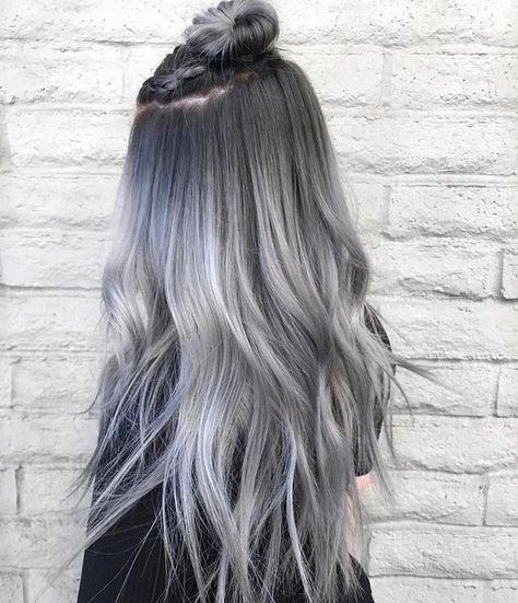 Grey Aesthetic, Atomic Blonde, American Hairstyles, Silver Hair Color, Silver Grey Hair, Pinterest Hair, Penteado Cabelo Curto, Colorful Hair, Grey Hair Color