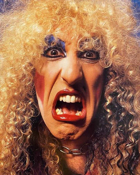 •TWISTED SISTER• on Instagram: “It’s MonDEE! #ahhhhhhh #twistedsister #deesnider #monday” Dee Snider, Heavy Metal Rock, Twisted Sister, Rock Music, Heavy Metal, Halloween Face, Face Makeup, Halloween Face Makeup, Instagram Profile