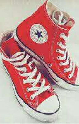 You were an angel. You work with God. In school you were the only one… #fanfiction #Fanfiction #amreading #books #wattpad Converse Rouge, Converse Style Women, Converse Outfits, Red High Tops, Look Grunge, Sneaker Outfits, Wedding Converse, Red Converse, Converse Style