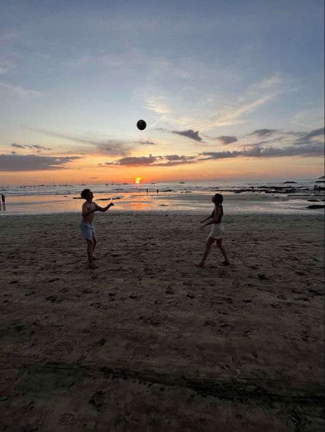 Volleyball, Pai, Volleyball Boyfriend, Sunset Volleyball, Volleyball Friends, Friends Sunset, Vsco Summer, Beach Sunset, The Beach