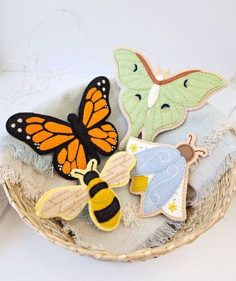 DIY Embroidered Felt Firefly - Free Pattern - The Yellow Birdhouse Felt Insects Free Pattern, Cottagecore Felt Crafts, Diy Felt Butterfly, Felt Pdf Pattern Free, Felt Bugs Pattern, Felt Butterfly Mobile, Free Felt Crafts Patterns Templates, Free Christmas Felt Patterns, Felt Stuffed Animals Patterns Free