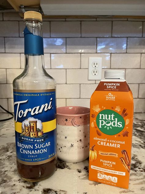 Pumpkin Spice Creamer, Coconut Creamer, Coffee Creamer Recipe, Cinnamon Pumpkin, Creamer Recipe, Cinnamon Syrup, Pumpkin Spice Syrup, Flavored Sugar, The Friday