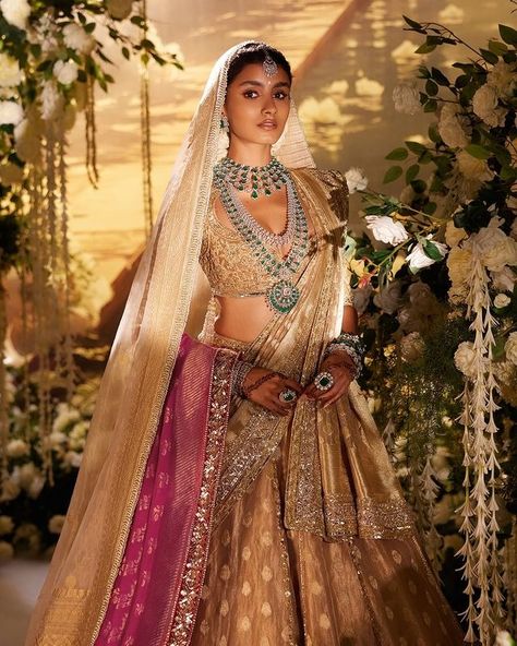 MANISH MALHOTRA (@manishmalhotraworld) • Instagram photos and videos Luxury Brocade Lehenga With Meenakari, Manish Malhotra Bridal Lehenga Collection, Manish Malhotra Wedding Lehenga, Elegant Meenakari Brocade Lehenga, Roka Outfits, Brocade Dupatta, Lengha Design, Manish Malhotra Designs, Manish Malhotra Golden Lehenga