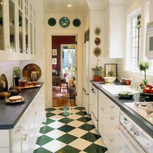 FB: Great dark green checkerboard. Looks good in narrow space with the dark counter tops and white cabinets. Checkered Flooring, Colonial Homes, Funky Decor, Smitten Kitchen, Favorite Kitchen, Colonial House, Kitchen Stuff, Inspired Homes, Green And White