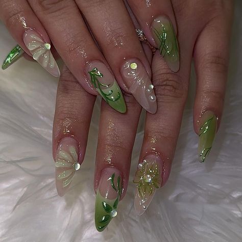 mariana ⋆ ୭ৎ ⋆｡˚ ⋆ | so earthy 🍃 inspo @shynebychelle @amys.clients #nails #nailinspo #naildesign #nailideas #chromenails #greennails #3dnailart #3dnails… | Instagram Green 3d Nail Art, Green Gel X Nail Designs, 3dnails Acrylics, Earthy Almond Nails, Green 3d Nails, Acrylic Nail Designs Green, Princess Tiana Nails, 3 D Nails Designs, Almond Green Nails