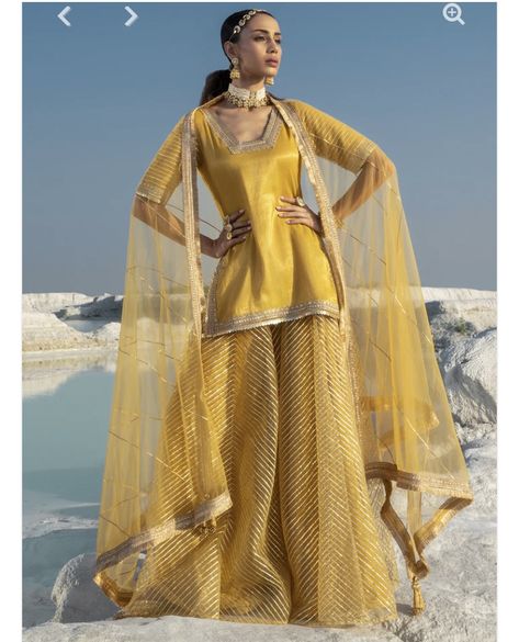 Yellow Sharara For Haldi, Mehendi Outfits Sisters, Mehendi Dress Outfits, Yellow Haldi Outfit, Net Sharara, Haldi Dress Ideas, Mehendi Dress, Mayon Dresses, Haldi Ceremony Outfit