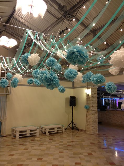 Diy Ceiling Decor, Decor For Party, Blue Decorations, Blue Wedding Decorations, Tiffany Party, Romances Ideas, Diy Ceiling, Quinceanera Party, Cool House Designs