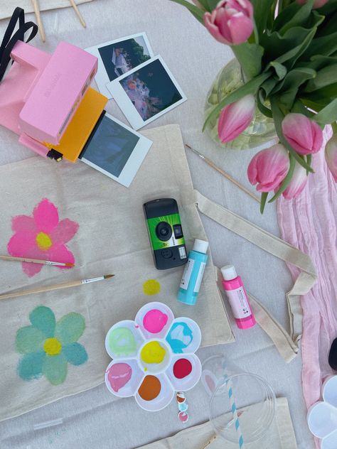 Painting Disposable Camera, Painted Disposable Camera, Disposable Camera Decorating, Disposable Camera Summer, 2023 Bucketlist, Painting Tote Bags, Camera Painting, Summer Checklist, Birthday Plans