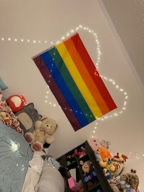 Flags On Wall, Pride Bedroom Ideas, Lgbtq Room Ideas, Gay Room, Random Hearts, Room Styles, Rainbow Room, Lgbt Love, Happy Pride