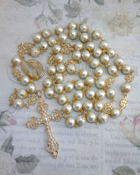 Wedding Rosary, Rosary Jewelry, Protestant Prayer Beads, Black Hills Gold Jewelry, Pearl Rosary, Holy Rosary, Catholic Jewelry, Jewelry Accessories Ideas, Rosary Catholic