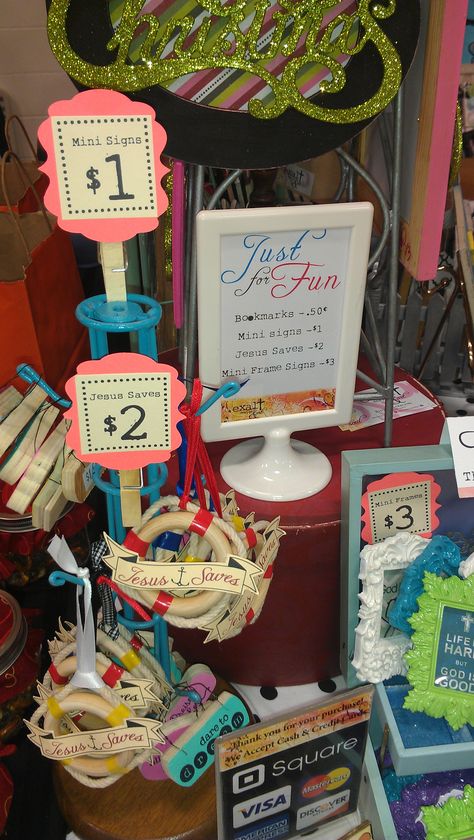 Frugal craft fair display idea - use old mug holders painted a pretty color for hanging items - glue price tags to clothes pins for eye catching prices. Price Tag Display Ideas, Pricing Signage, Price Display Ideas, Price Signs Display Ideas, Vendor Signage, Price List Display, Pottery Sale, Signage Ideas, Vendor Displays