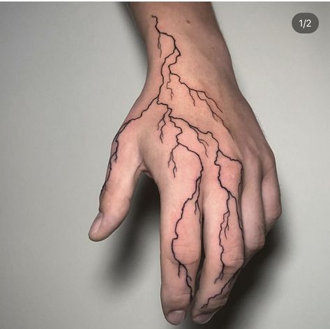 Round Hand Tattoo, Flame Hand Tattoo Men, Lighting Finger Tattoo, Tattoo Of Clouds, Minimal Tattoo On Hand, Tattoo Ideas For Hands Men, Cheap Forearm Tattoos For Men, Lightning Tattoo Finger, Lighting Strikes Tattoo